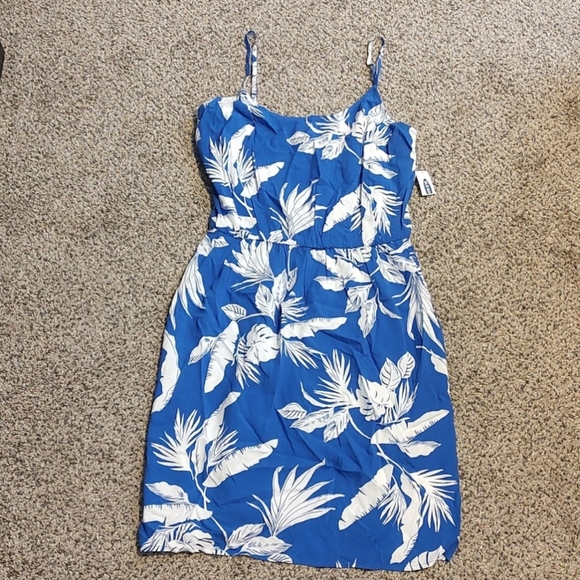 NWT Old Navy Floral Flower Dress - Picture 2 of 6